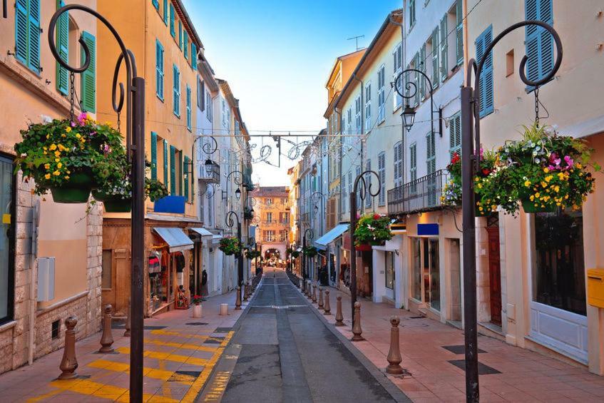 Gorgeous 2 Bedrooms Brand New 3 Avenue Paul Arene Antibes Bagian luar foto